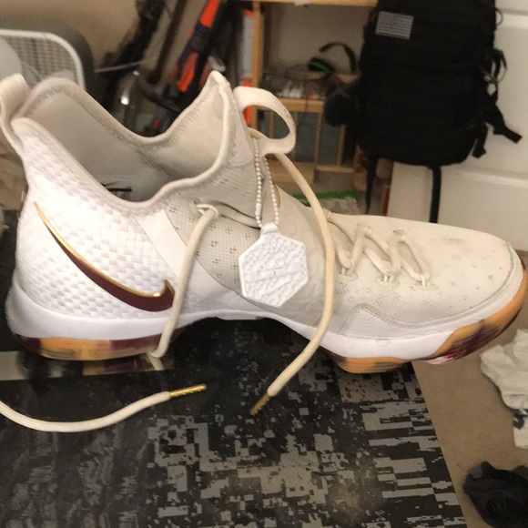 Lebron xiv - Picture 2 of 3